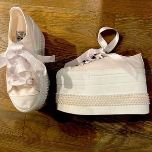 Chic wedding sneakers - brand new!